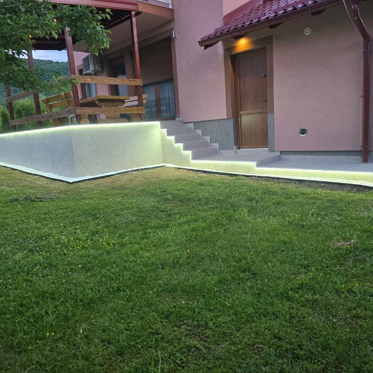 Villa Usivak for green quiet holiday near Sarajevo# TravelersAwards 2026 - Vila - 45