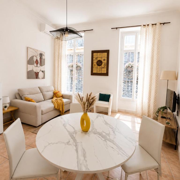 L'Échappée de Nice Riviera I Centre-ville I Climatisé I Proche Gare et Plage I Idéal Couple et Famille - Appartement 1 Chambre avec Balcon - 7