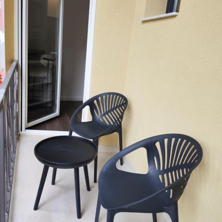 Ela Modern Apartments - Free Public Parking - One-Bedroom Apartment with Balcony - 4