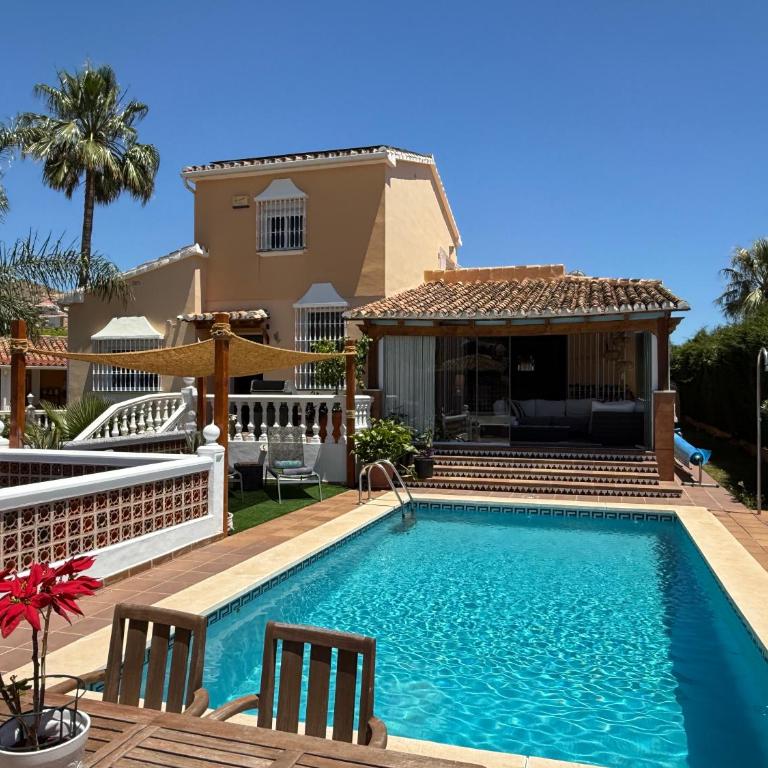 Casa Karin - Luxury Villa central Benalmadena with spectacular view! - Casa de 3 dormitorios - 24