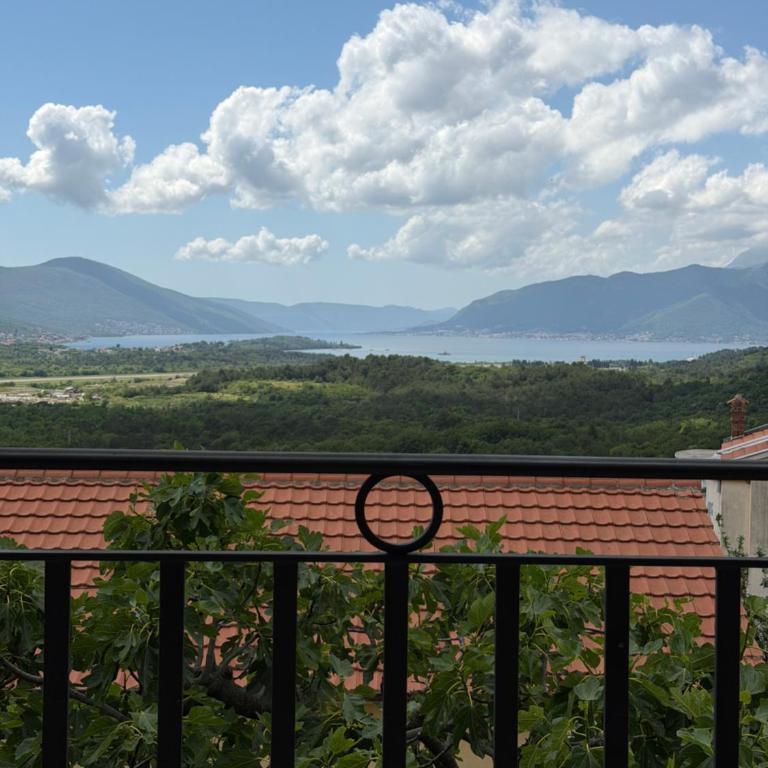 Vista Boka Panoramic View Apartment - Two-Bedroom Apartment with Sea View - 4