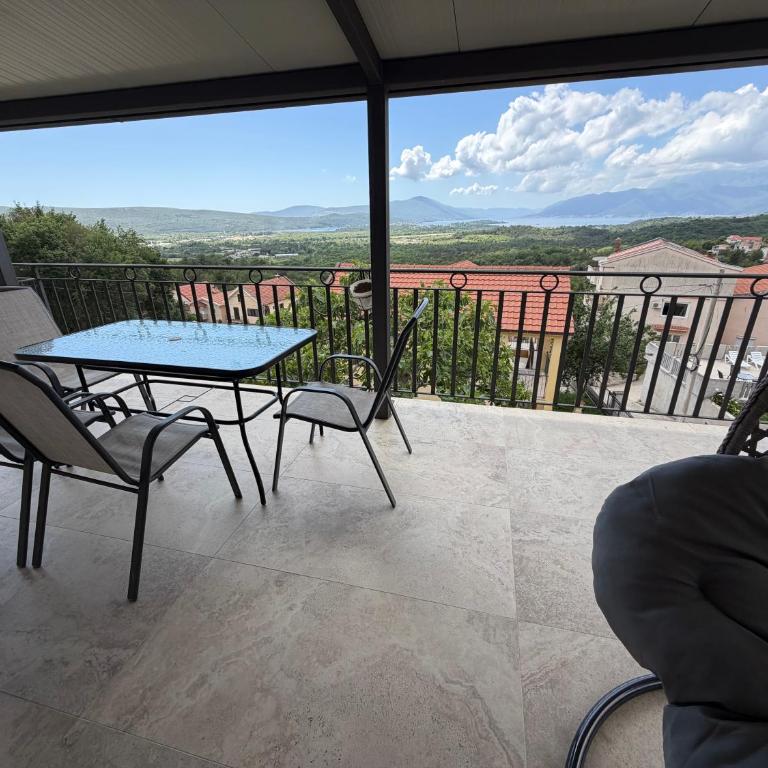 Vista Boka Panoramic View Apartment - Two-Bedroom Apartment with Sea View - 43