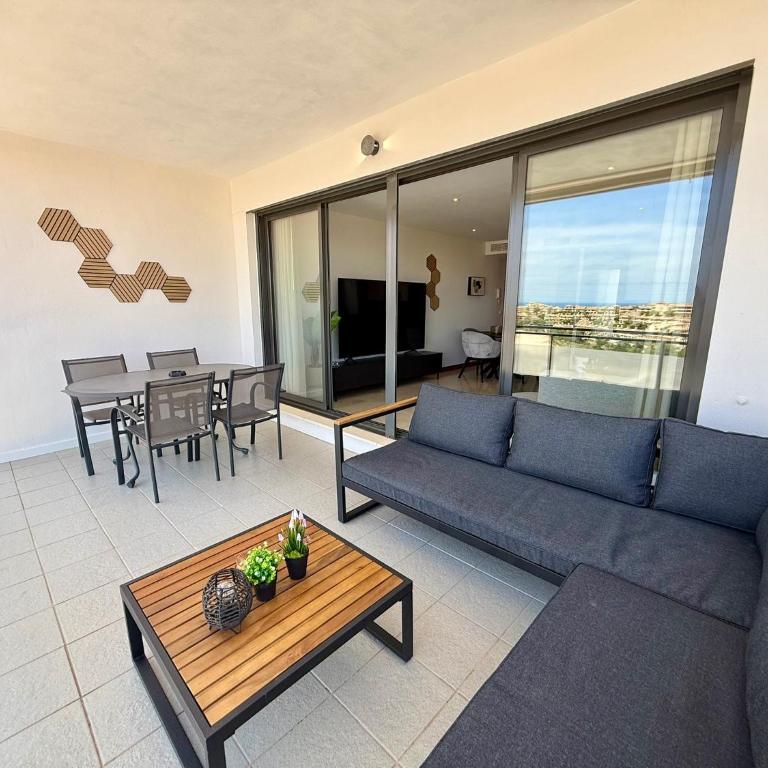 Sunny Holiday Home with Sea View - Apartamento de 2 dormitorios - 3