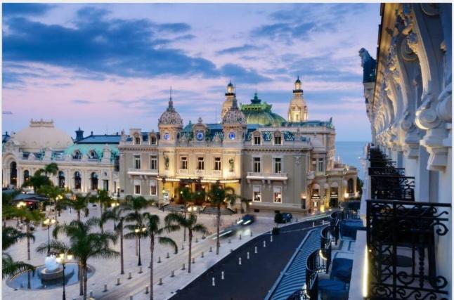 MUST OF LUXURY Suite - GRAND PRIX - One-Bedroom Apartment - 81