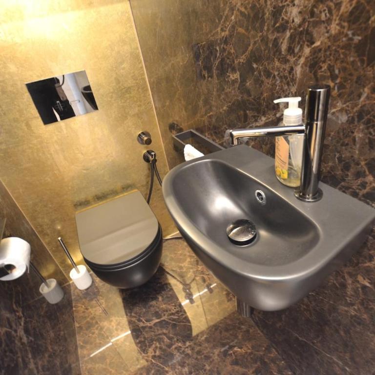 MUST OF LUXURY Suite - GRAND PRIX - One-Bedroom Apartment - 72