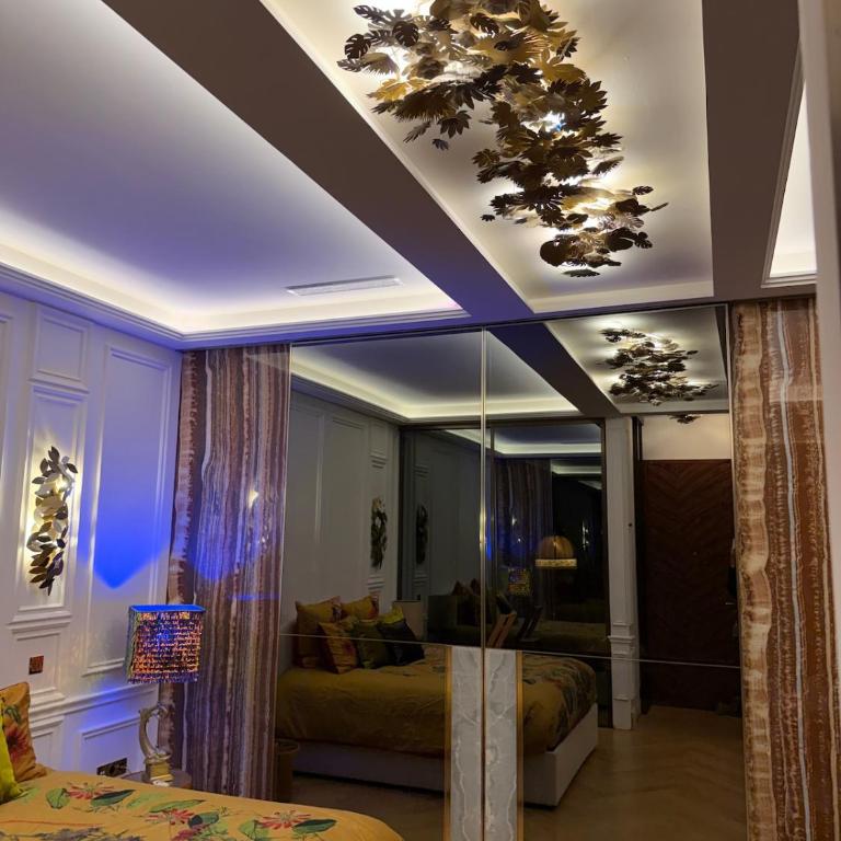 MUST OF LUXURY Suite - GRAND PRIX - One-Bedroom Apartment - 73