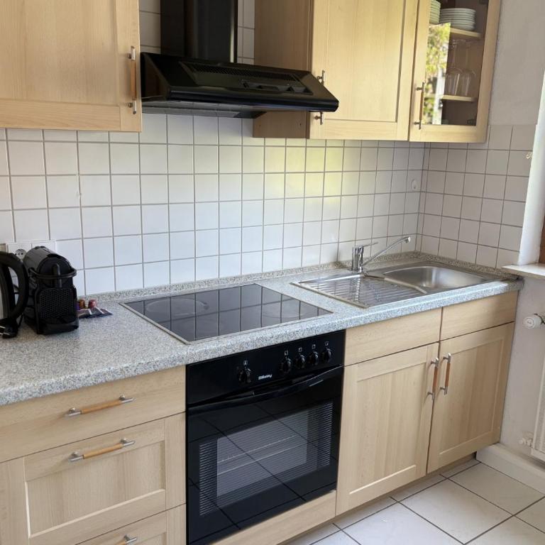 Feriennest Steinadler - 2 Zimmer FeWo nahe Berge - max 4 Erwachsene und 2 Kinder - Apartment mit 1 Schlafzimmer - 17