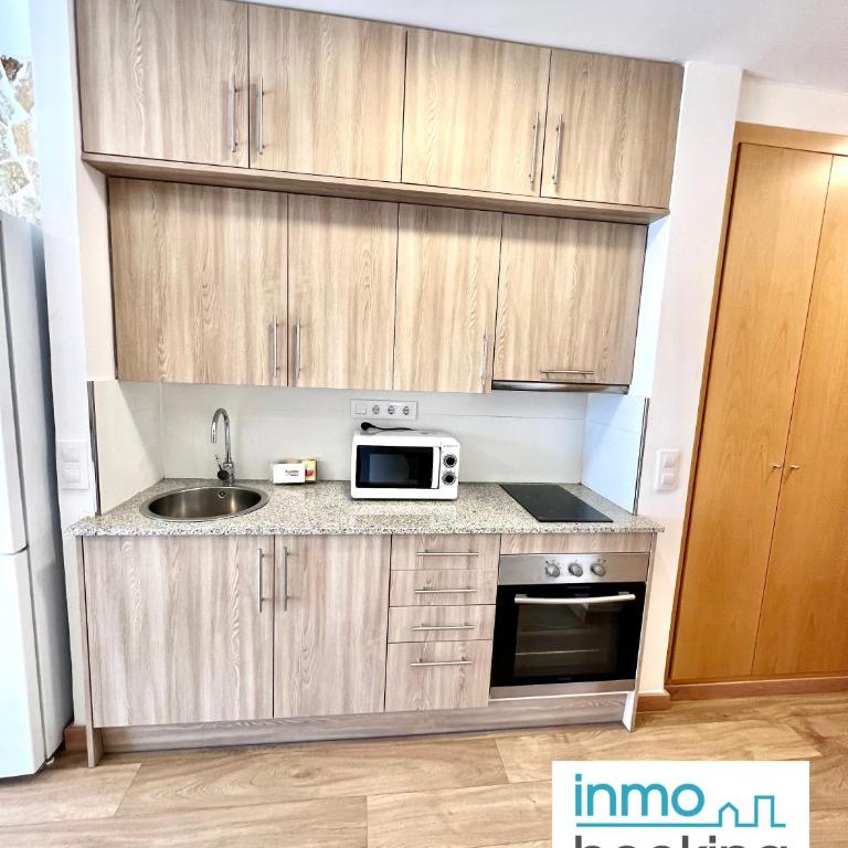 New Loft internacional cambrils, climatizado, piscina y playa - Estudio con terraza - 20