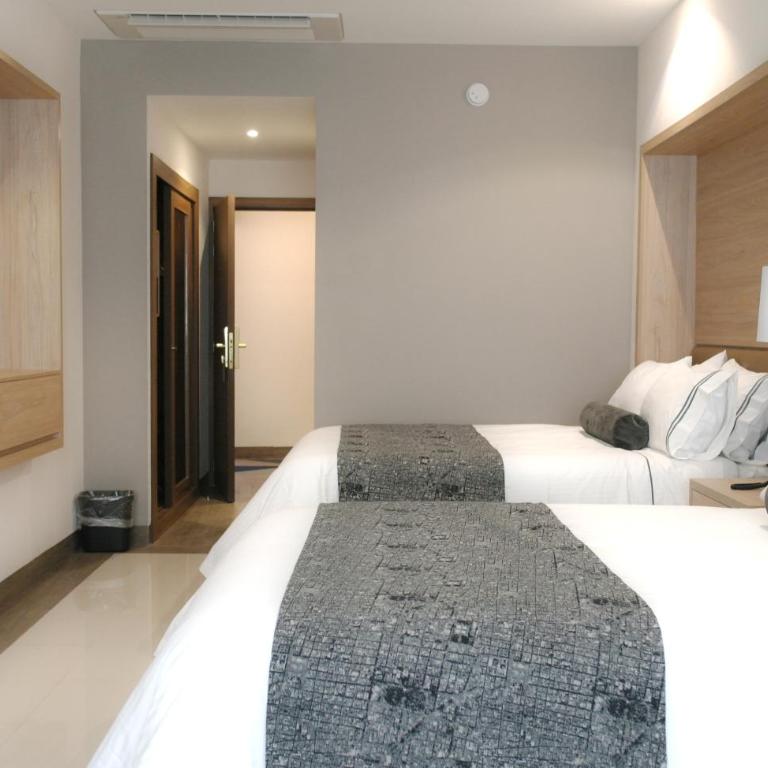 Hotel Real Maestranza - Habitación Doble Estándar - 8