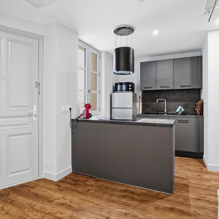 Le Dôme - Au cœur du centre-ville de Béziers - Appartement - 13