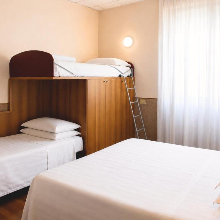 Phi Hotel Ambra - Camera Quadrupla - 2