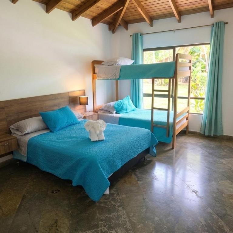 Finca La Romana Lake House - BBQ, Jacquzzi - Villa - 4