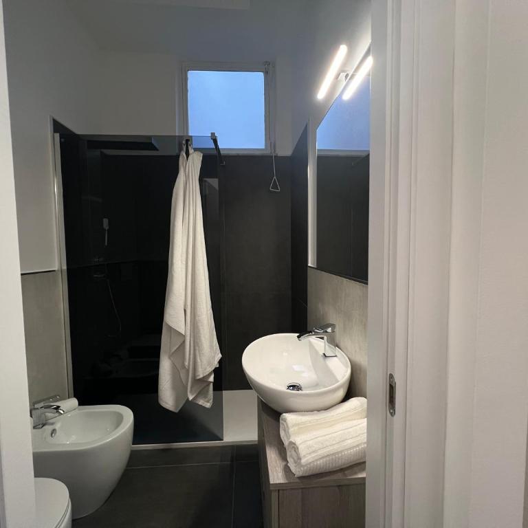 Lili House - San Salvario & Molinette - Appartamento con 1 Camera da Letto - 11