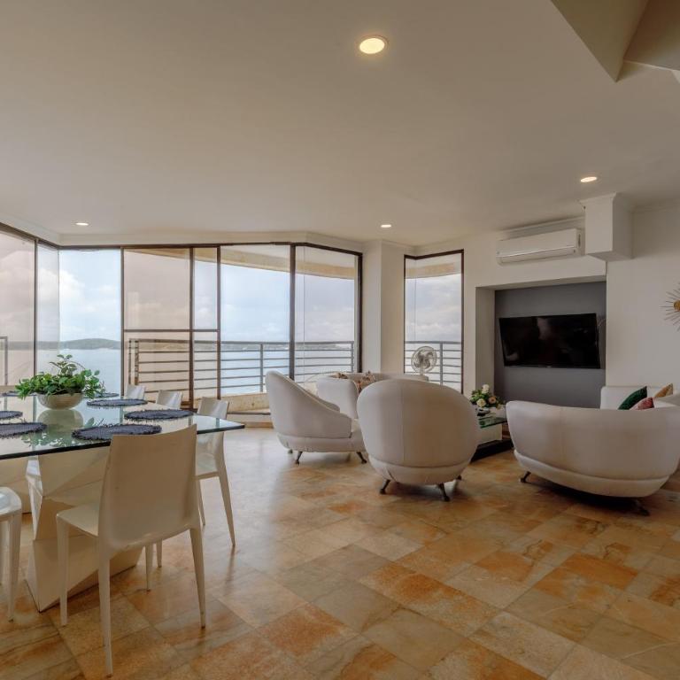 Oceanfront Sky Penthouse - Apartment with Terrace - 12