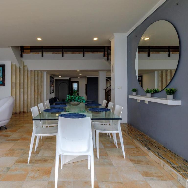 Oceanfront Sky Penthouse - Apartment with Terrace - 26