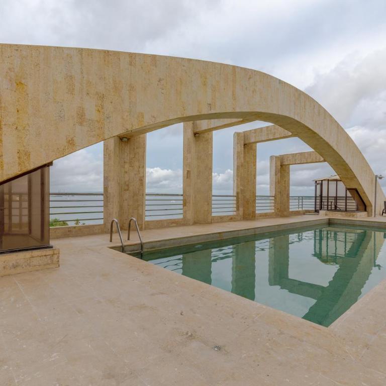 Oceanfront Sky Penthouse - Apartment with Terrace - 32