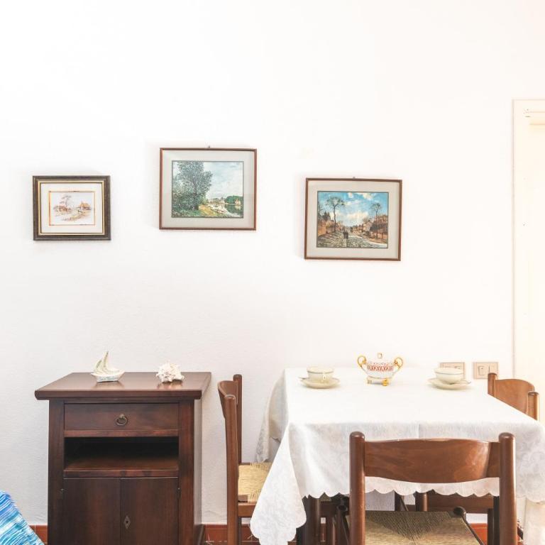 Trilocale rosa Tamerici - Two-Bedroom Deluxe Apartment with Garden View - 11