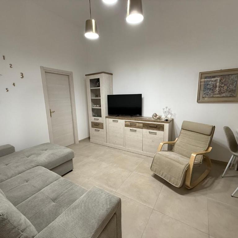 Domus G - Appartamento con 2 Camere da Letto - 3