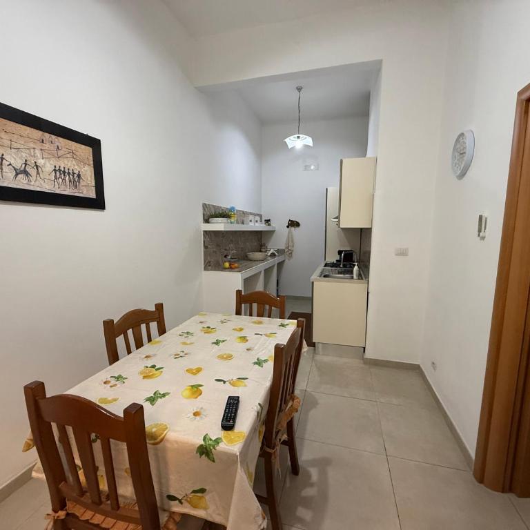 Domus G - Appartamento con 2 Camere da Letto - 10