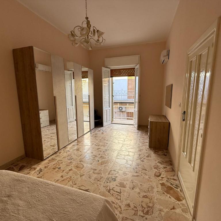 Domus G - Appartamento con 2 Camere da Letto - 17