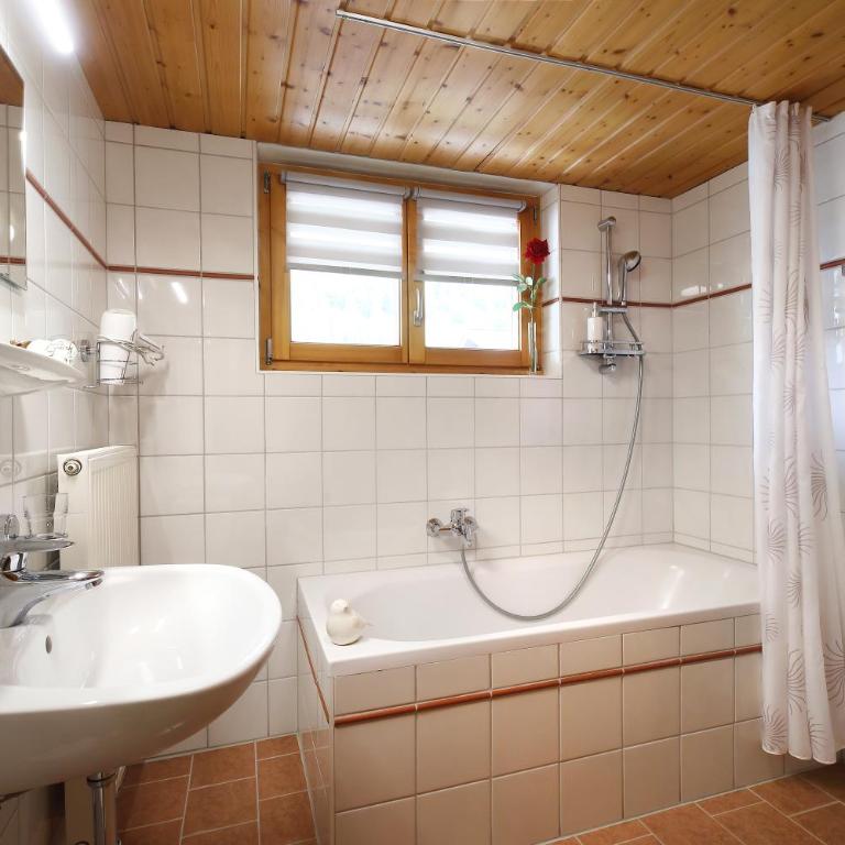 Aparthotel Bergkristall - Habitación Doble con balcón - 4