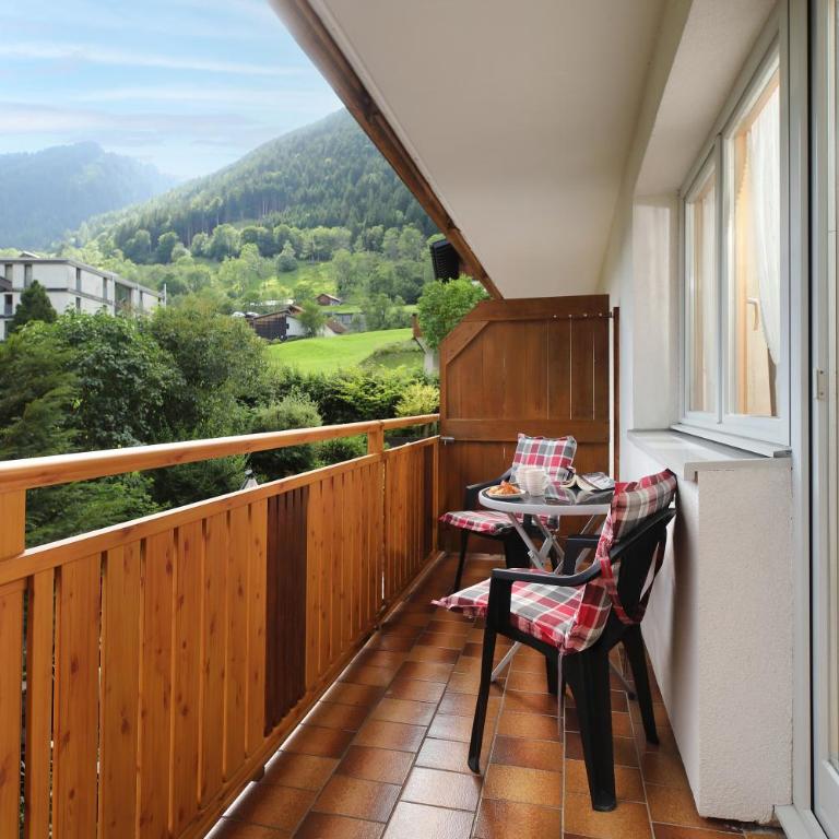 Aparthotel Bergkristall - Habitación Familiar con balcón - 8