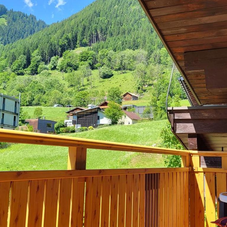 Aparthotel Bergkristall - Habitación Familiar con vistas a la montaña - 6