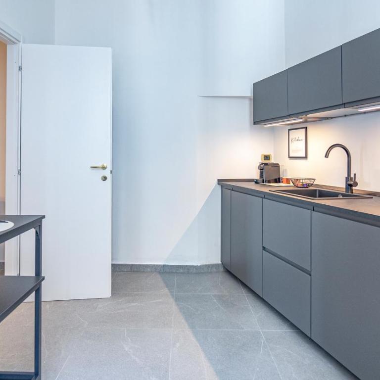 EasyTopStay - La Dolce Vita Escape - Appartamento con 2 Camere da Letto - 3