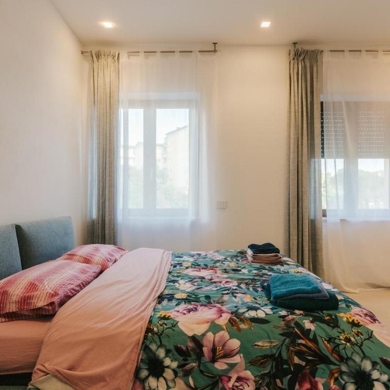 San Prospero - Spaziosa con parcheggio privato - Appartamento con 2 Camere da Letto - 34