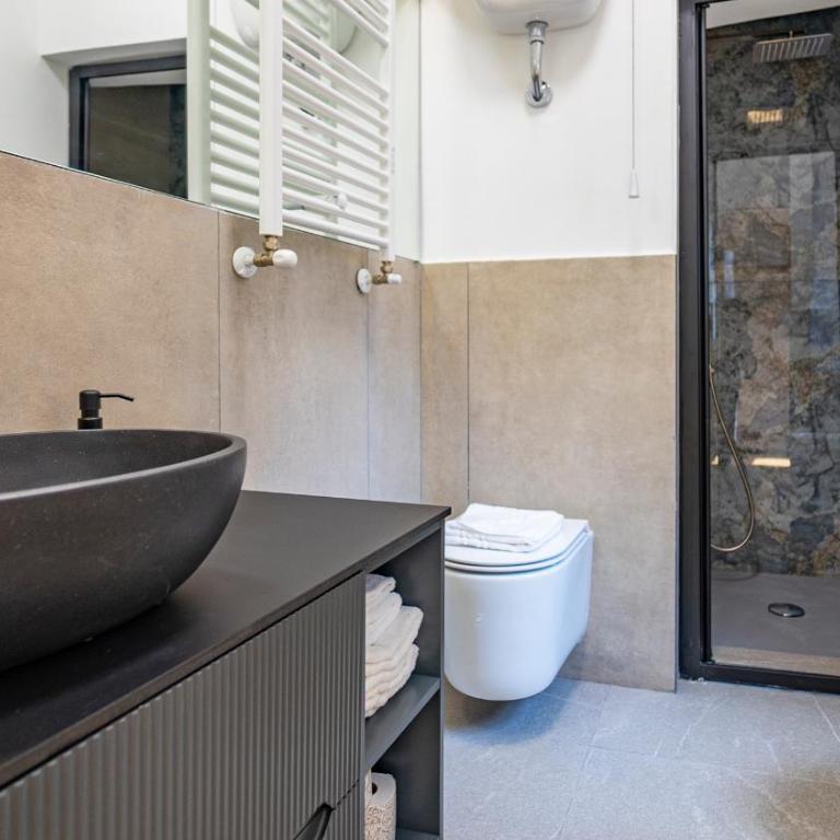 EasyTopStay - La Dolce Vita Escape - Appartamento con 2 Camere da Letto - 9