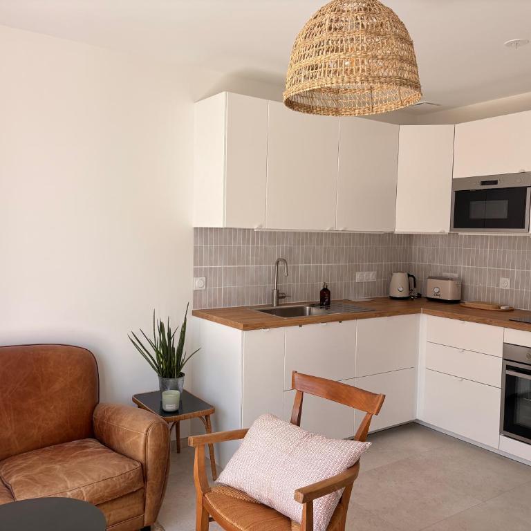 Maison à La Rochelle - Three-Bedroom House - 32