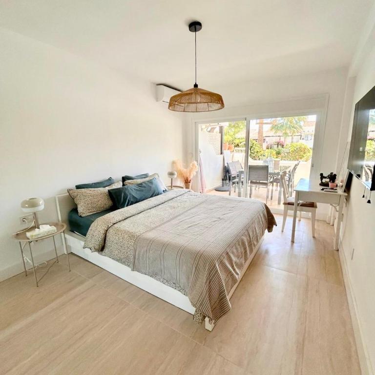 Modern 2 Bedroom Apartment in Marbella - Apartamento de 2 dormitorios - 13