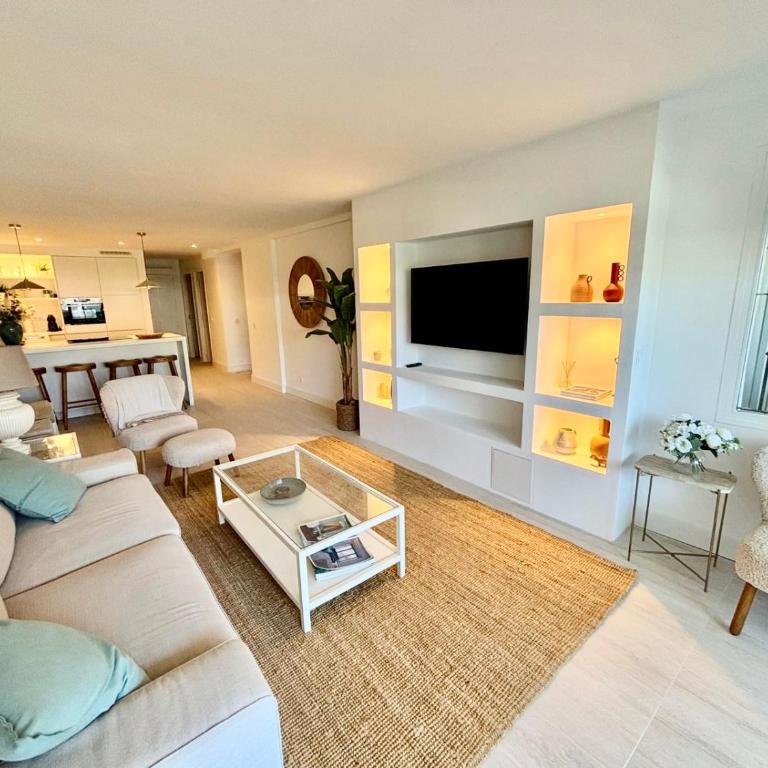 Modern 2 Bedroom Apartment in Marbella - Apartamento de 2 dormitorios - 15