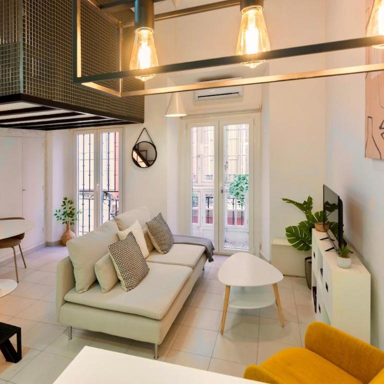 Picasso's Corner - One-Bedroom Apartment - 21