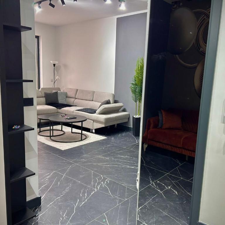 Luxury Penthouse Apartman Sarajevo Bulevar - Superior King Suite - 13