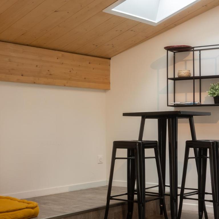 Appartement avec belle pierre et Climatisation pour 2 personnes - Apartment mit 1 Schlafzimmer - 7