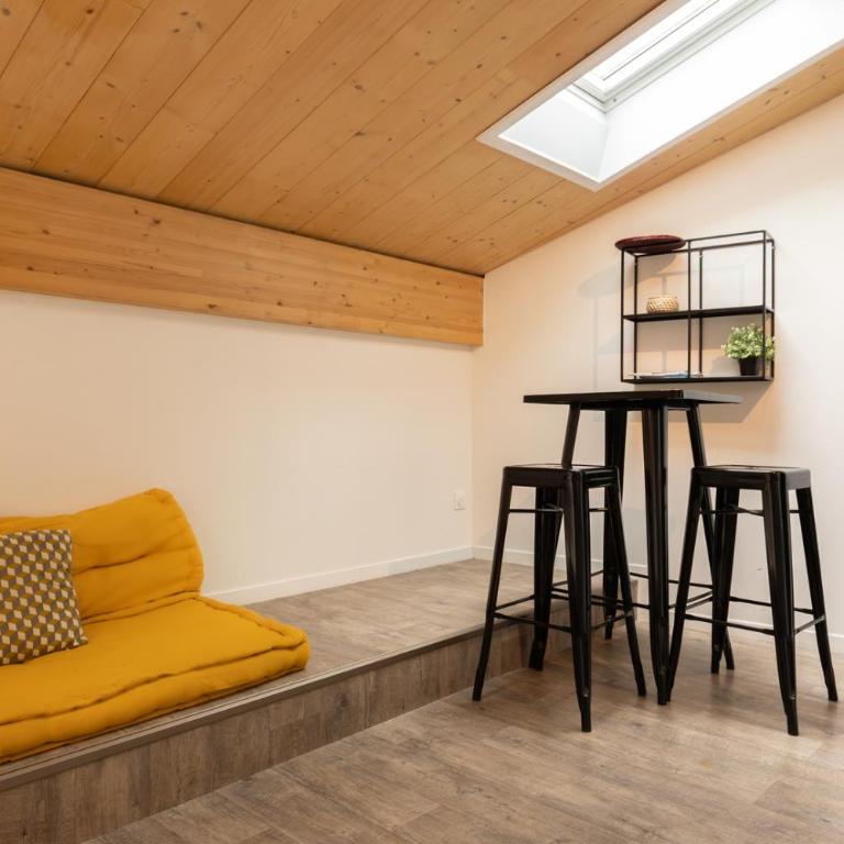Appartement avec belle pierre et Climatisation pour 2 personnes - Apartment mit 1 Schlafzimmer - 6
