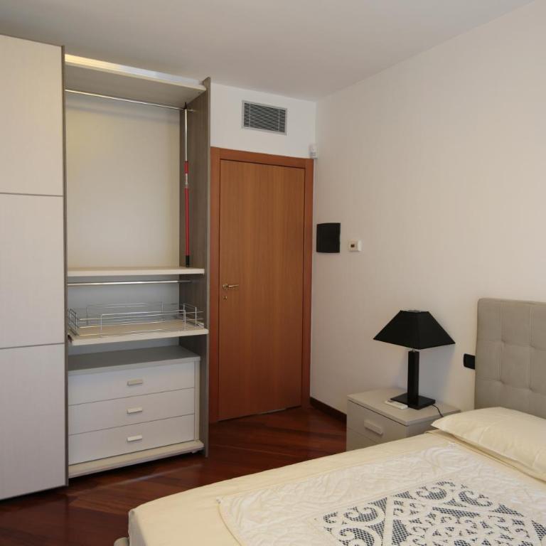 A Charming Place with Canal View in Navigli - Appartamento con 1 Camera da Letto - 3