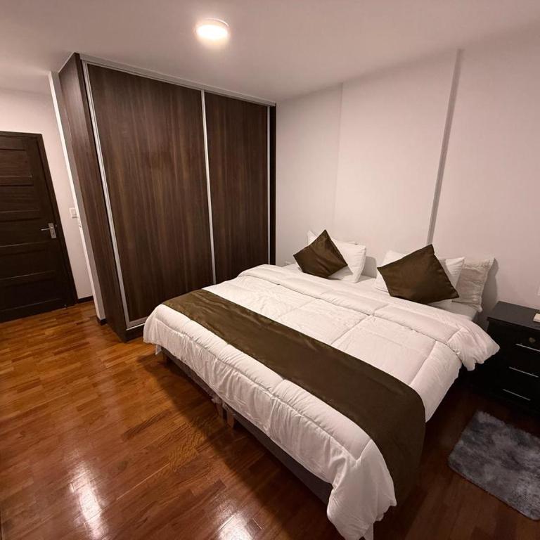 Elegante, Cómodo y Amplio - Apartamento de 1 dormitorio - 16