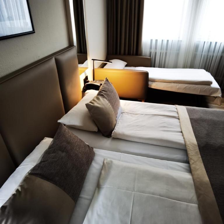 Hotel Italia - Dreibettzimmer - 5