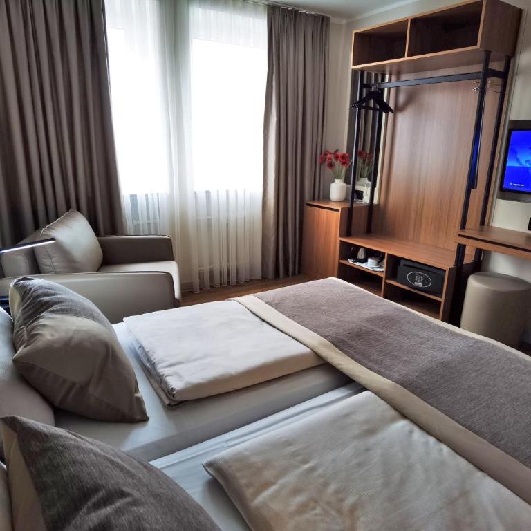 Hotel Italia - Dreibettzimmer - 8
