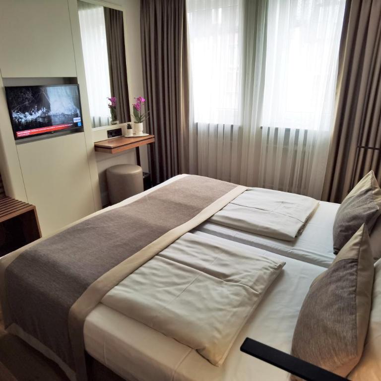 Hotel Italia - Doppelzimmer - 8
