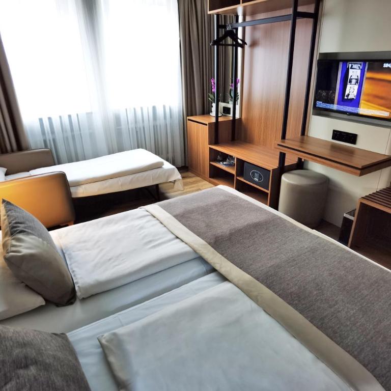 Hotel Italia - Dreibettzimmer - 23