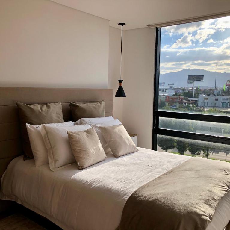 GV Aparta Suites - Centro Chía - Apartamento con vistas a la ciudad - 1