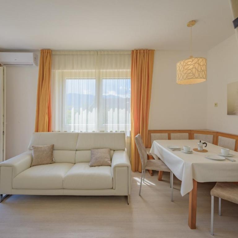 Ferienwohnung Seespiegel direkt am Kalterer See - Appartamento con Vista Lago - 14