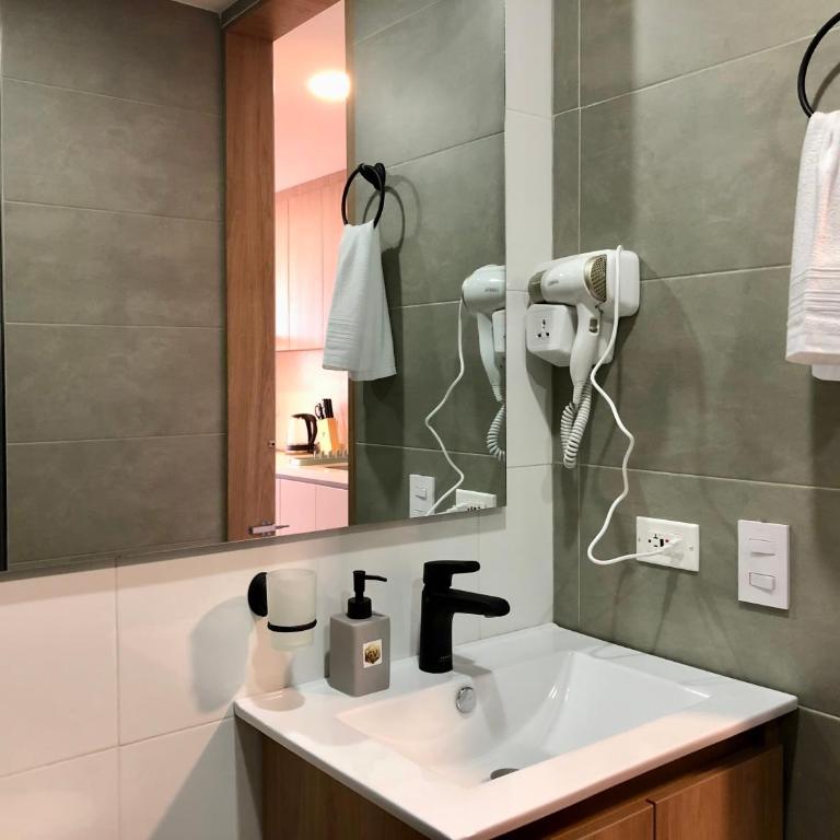 GV Aparta Suites - Centro Chía - Estudio Deluxe - 8