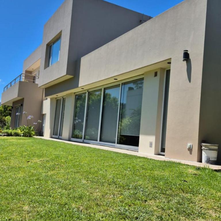 Residencia Deluxe en Barrio Privado - Casa de 3 dormitorios - 9