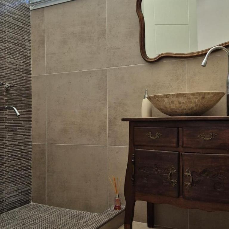 Residencia Deluxe en Barrio Privado - Casa de 3 dormitorios - 26