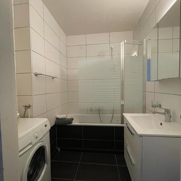 Beautiful 2 bedrooms Apartment in Geneva - Arenieres - Appartement 2 Chambres - 5