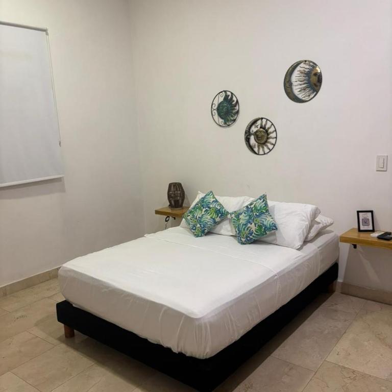 Acogedor apartamento privado en el centro historico - Three-Bedroom Apartment - 8